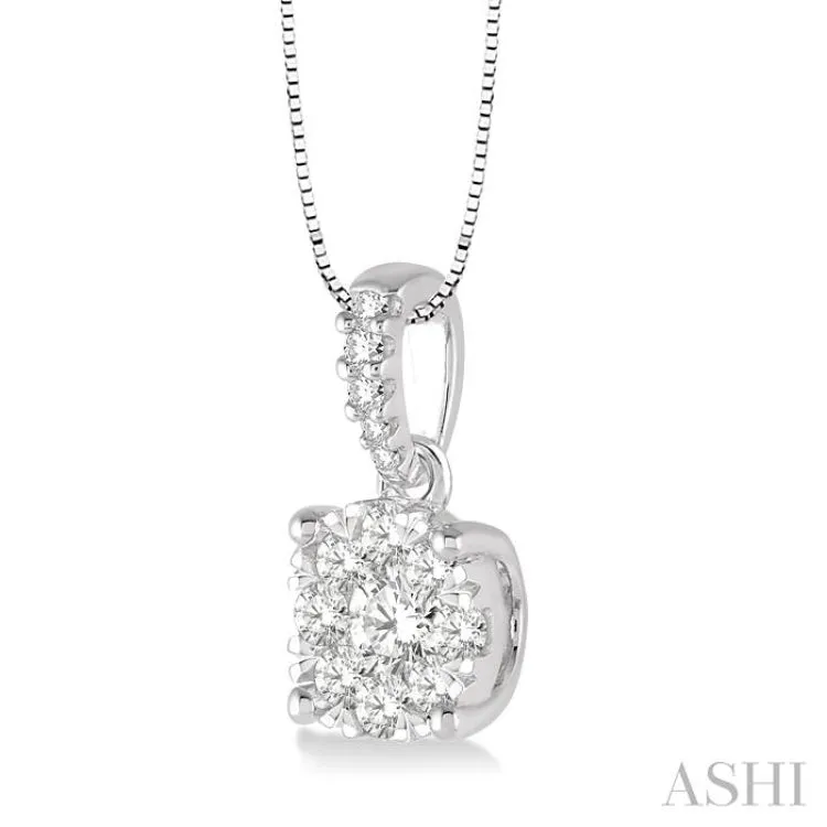 3/8 Ctw Round Shape Diamond Lovebright Pendant in 14K White Gold with Chain