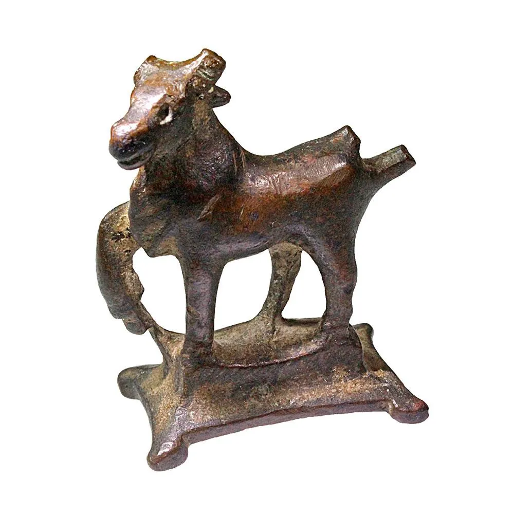 A Roman bronze figurine of a bull, ca. 1st century CE