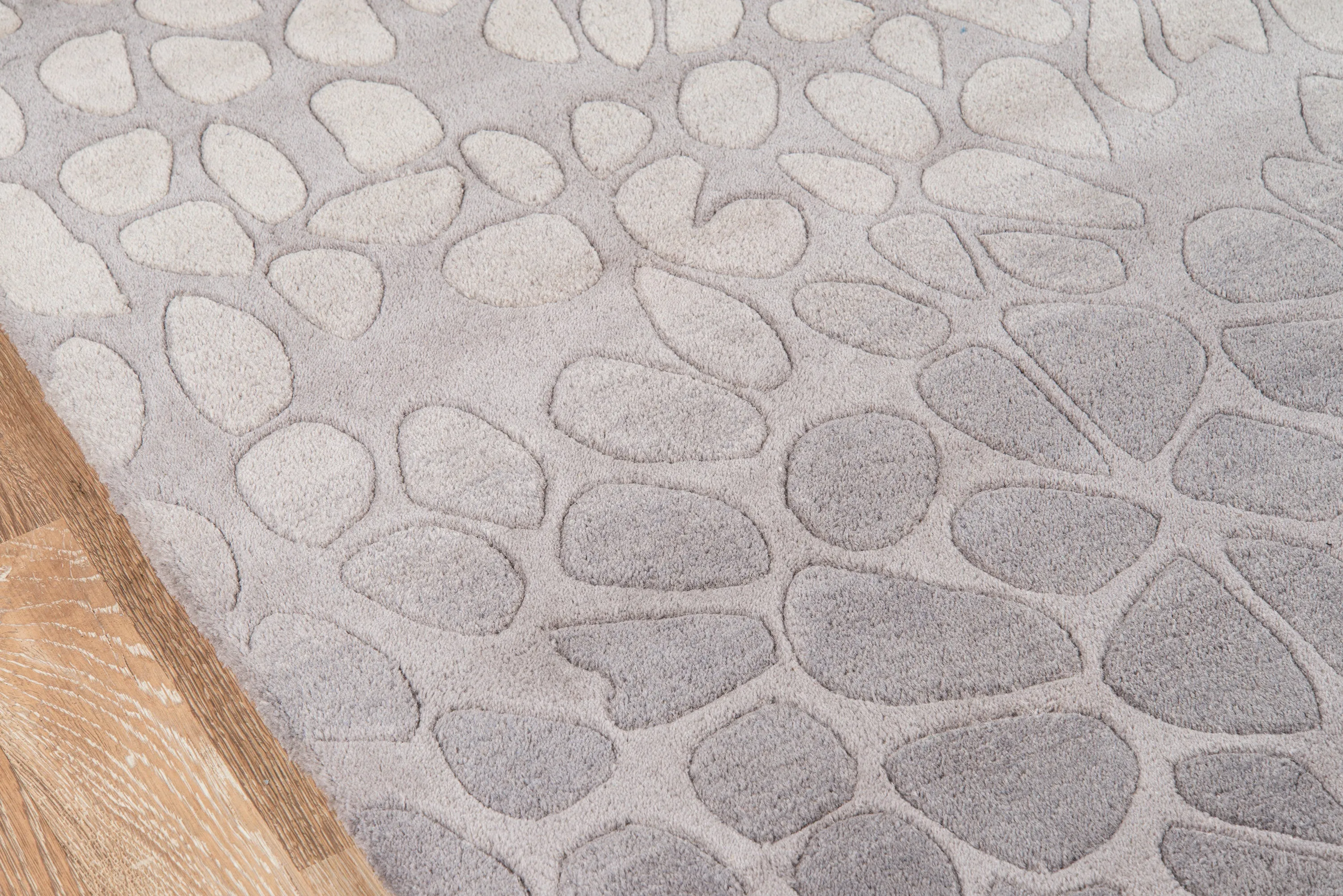 Contemporary Hand Tufted Silver Rug