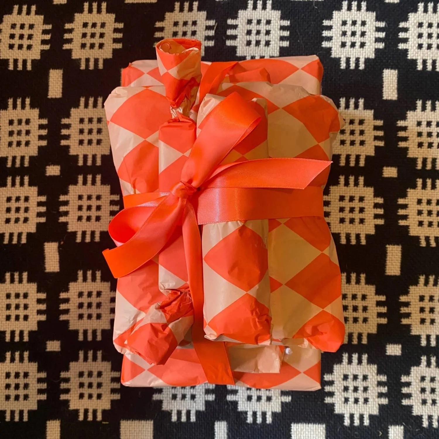 Tissue Paper Diamond - Orange & Peach