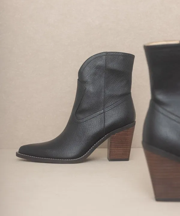 Two Panel Western Pointed Booties