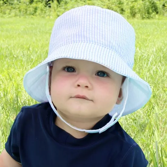 Wee Ones Reversible Boys Seersucker Hat w/ Straps